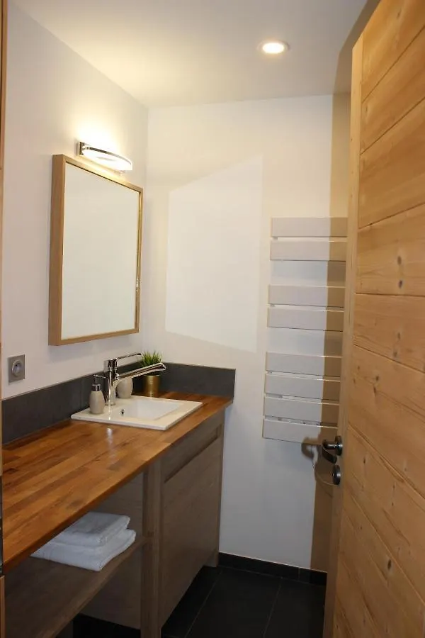 Le Repaire Du Vieux Cerf Apartment Le Monetier-les-Bains